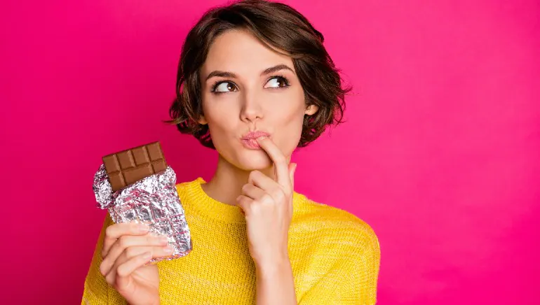 Read more about the article تاثیرات شکلات تلخ بر کاهش وزن