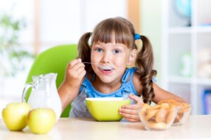 اهمیت صبحانه در تغذیه کودک