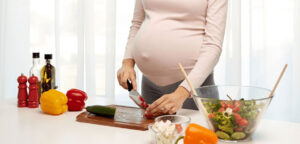 چگونه ناهار بارداری سالم درست کنیم